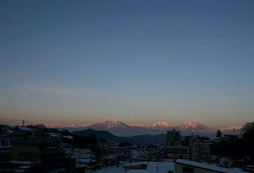 בית מלון כפרי Shibu