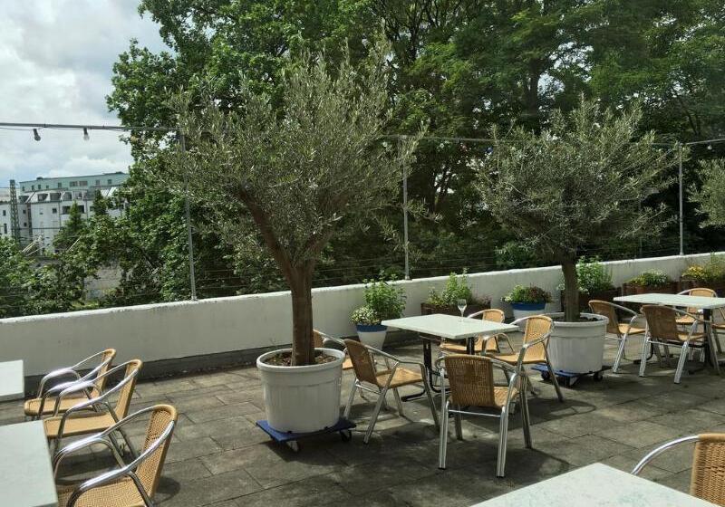 ホテル Ulmer Stuben