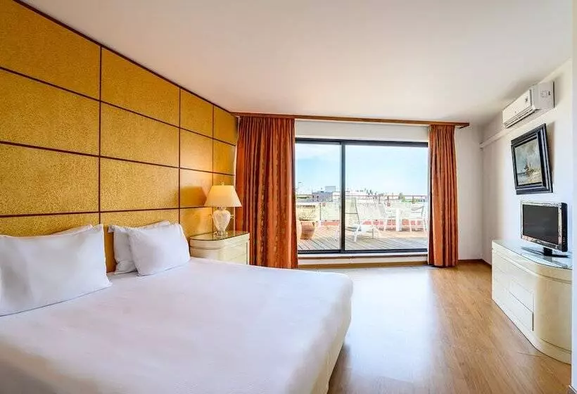 B Aparthotel Montgomery