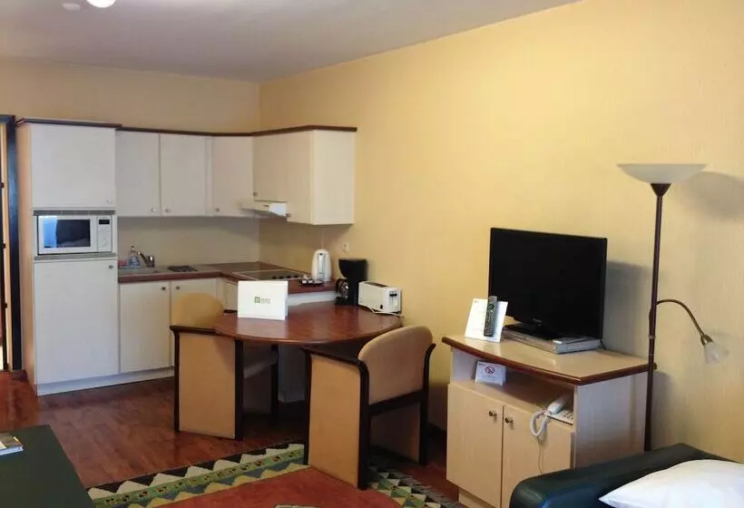 B Aparthotel Montgomery