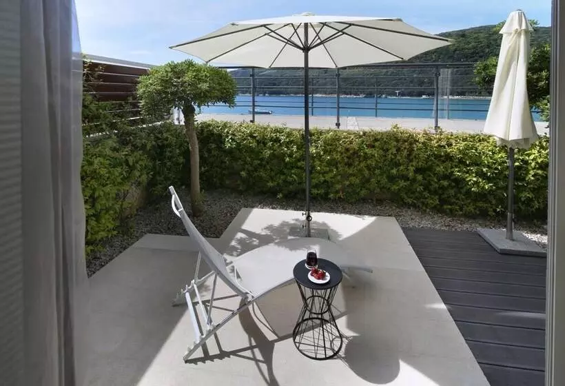 Boutique Hotel Adoral