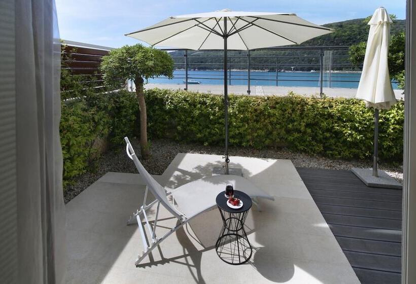 Boutique Hotel Adoral