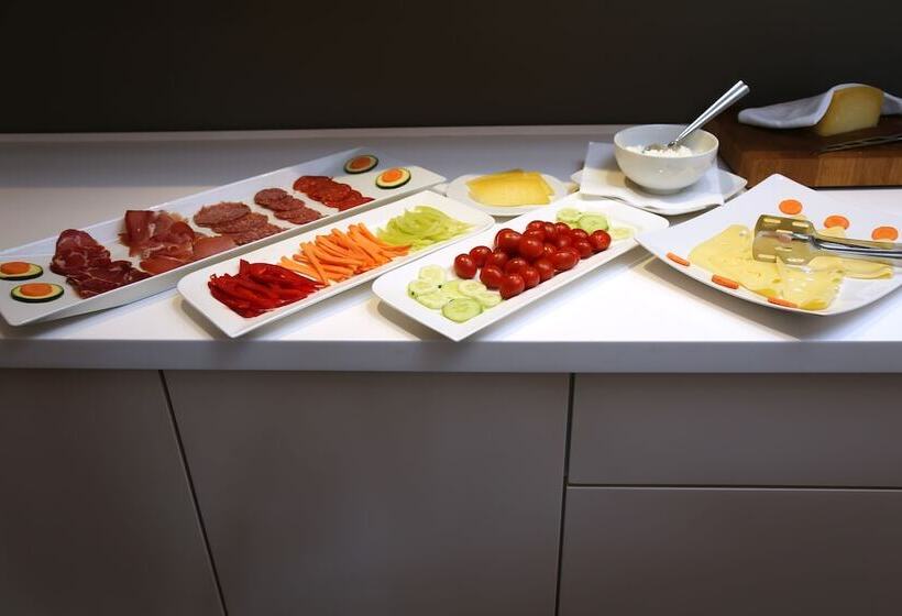 Boutique Hotel Adoral