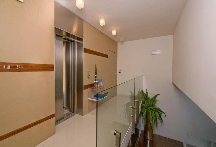 Boutique Hotel Adoral