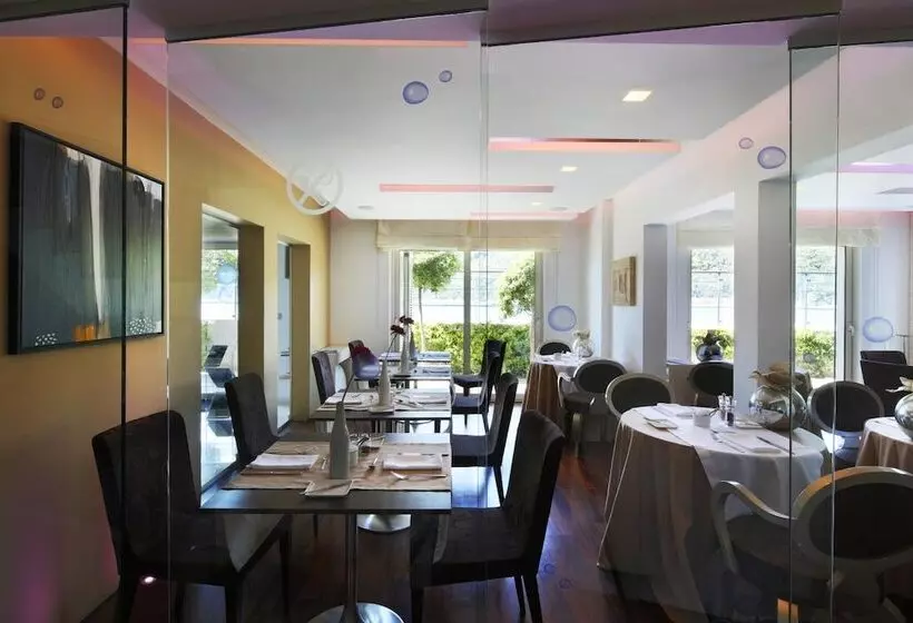 Boutique Hotel Adoral