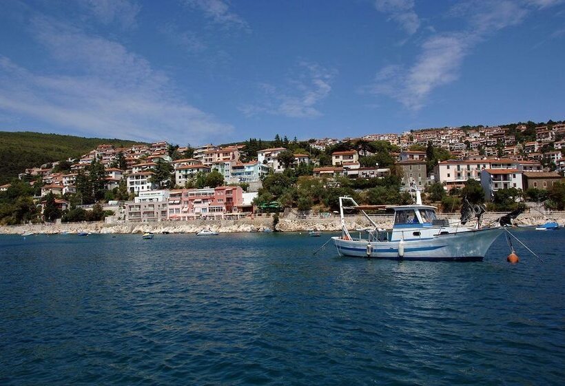 Boutique Hotel Adoral