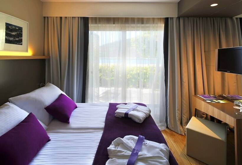 Boutique Hotel Adoral