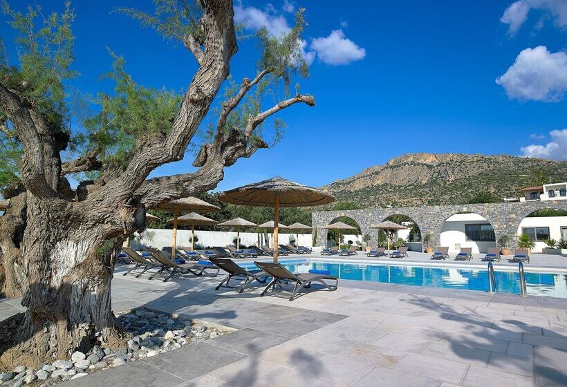 Coriva Beach Hotel & Bungalows