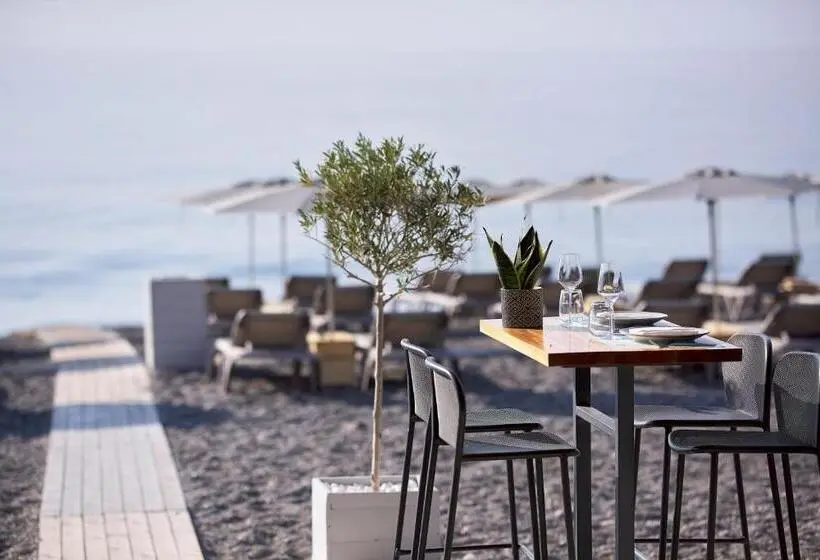 Coriva Beach Hotel & Bungalows