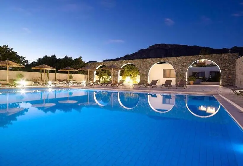 Coriva Beach Hotel & Bungalows