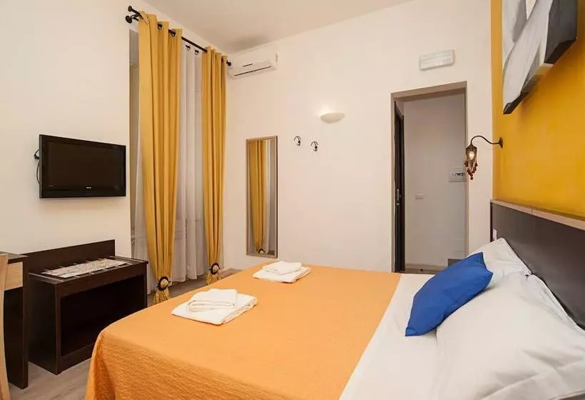 פונדק Flowerome