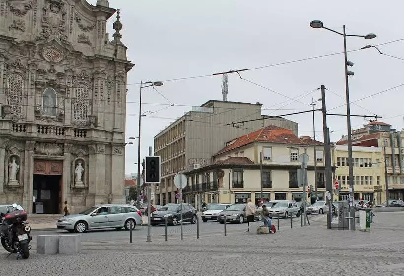 مسافرخانه Franca