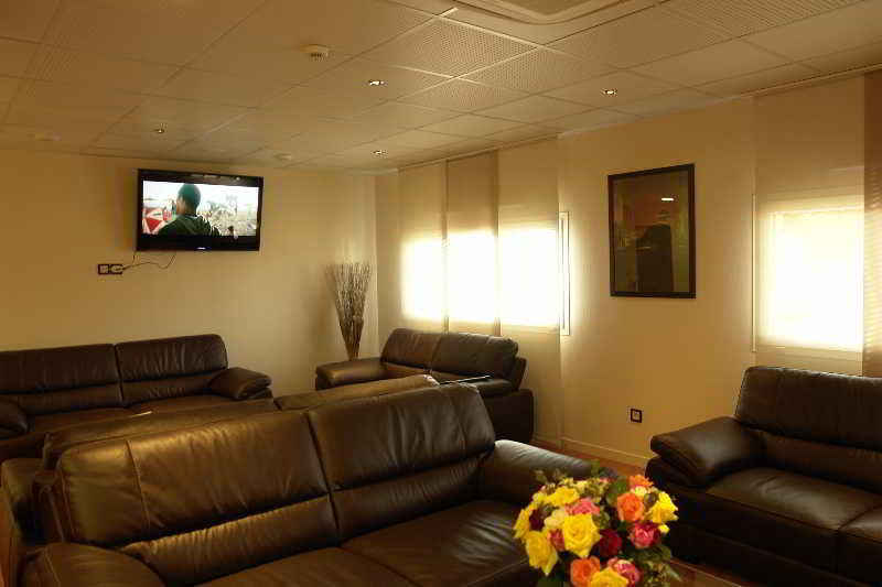 Brit Hotel Piscine & Spa   Fougères