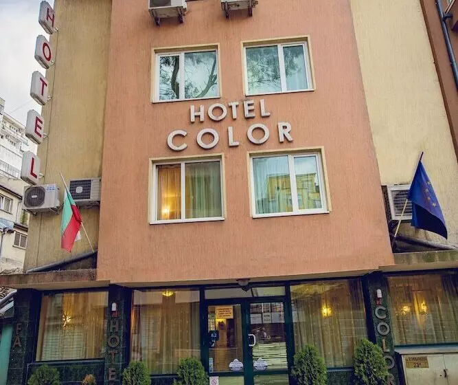 هتل Color