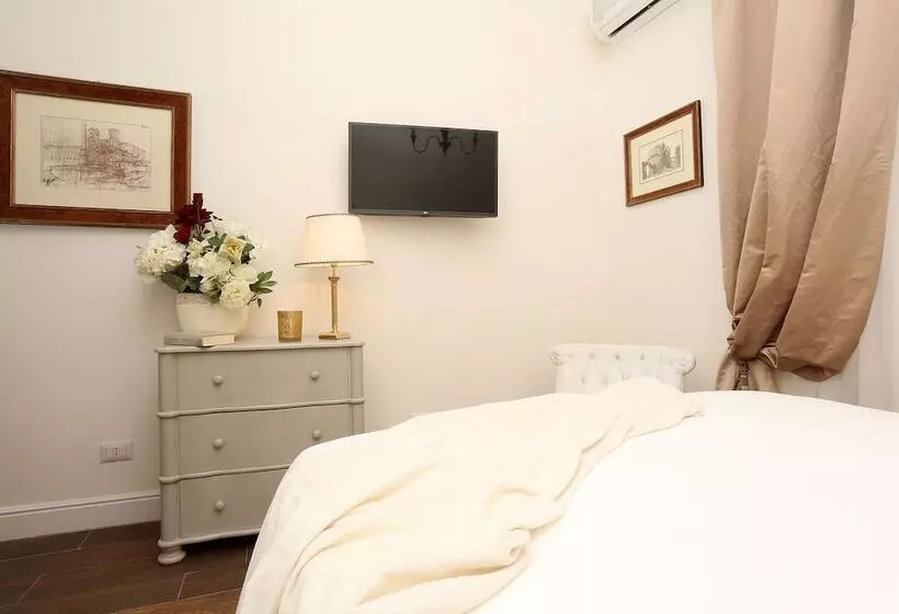 هتل Daplace Arena House