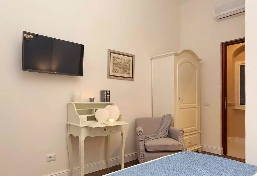 هتل Daplace Arena House