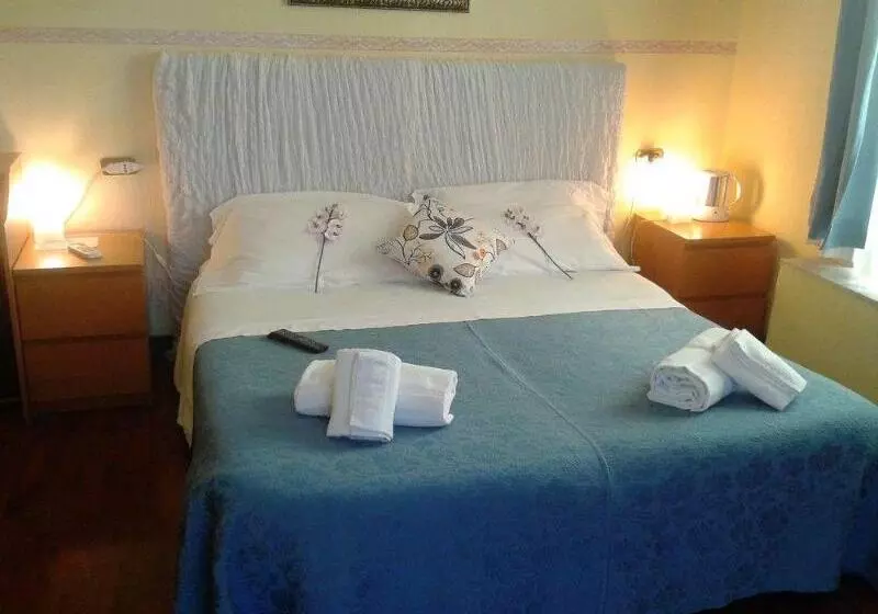 هتل Daplace Arena House