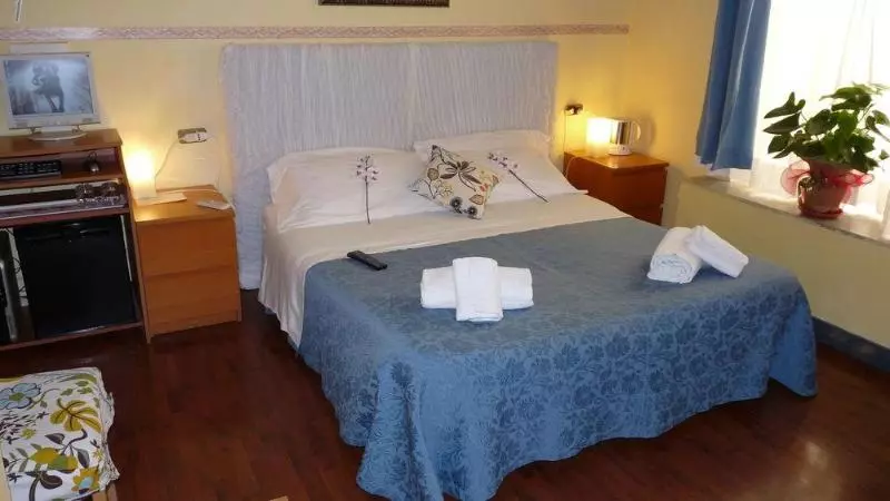 هتل Daplace Arena House