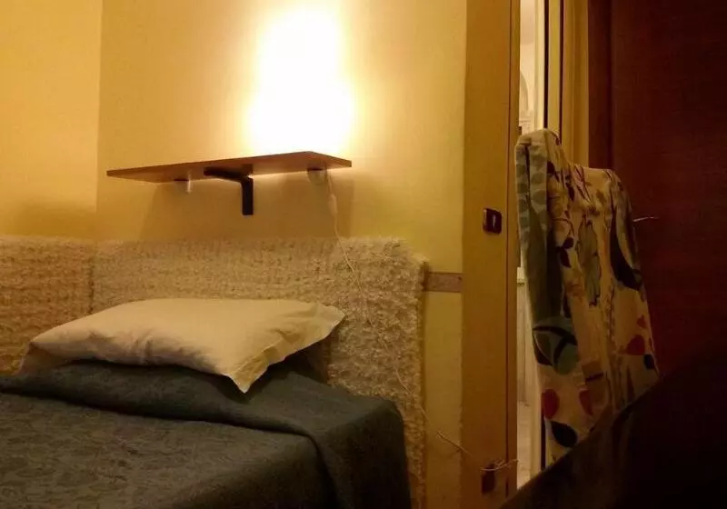 هتل Daplace Arena House