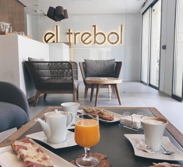 El Trebol Bar & Hotel Only Adults