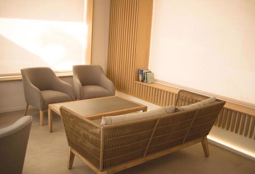 El Trebol Bar & Hotel Only Adults