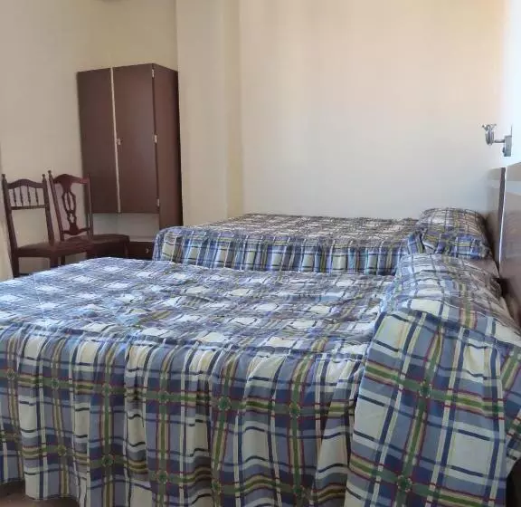 Hotel Hostal Isabel