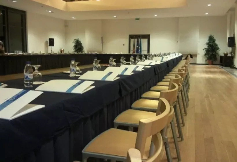 هتل Inatel Caparica