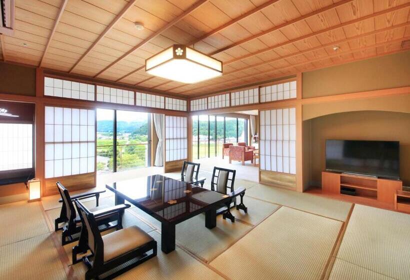 ホテル Yamashiro Onsen Miyabi No Yado Kaga Hyakumangoku