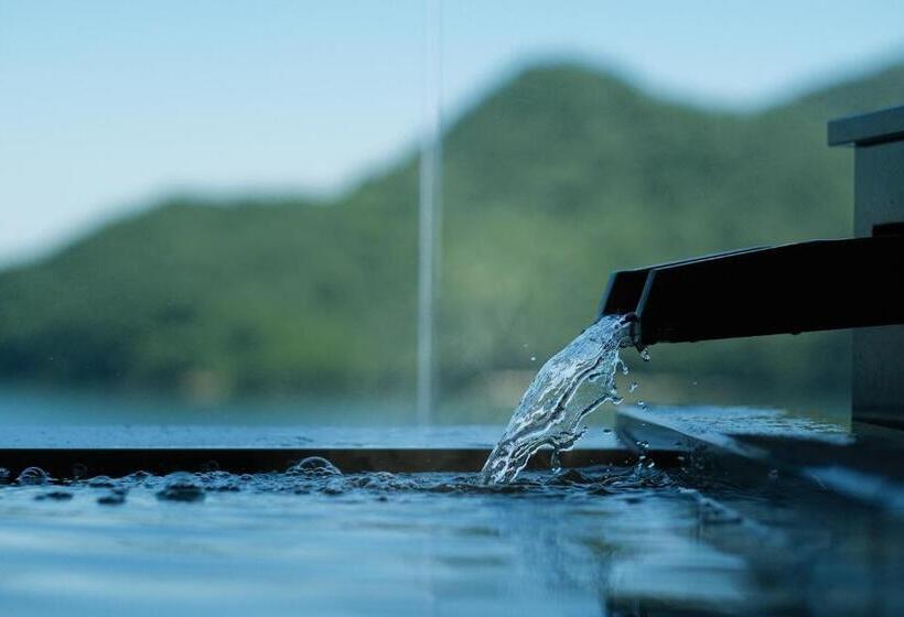 فندق Keishokan Sazanamitei