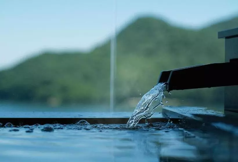 Hotelli Keishokan Sazanamitei