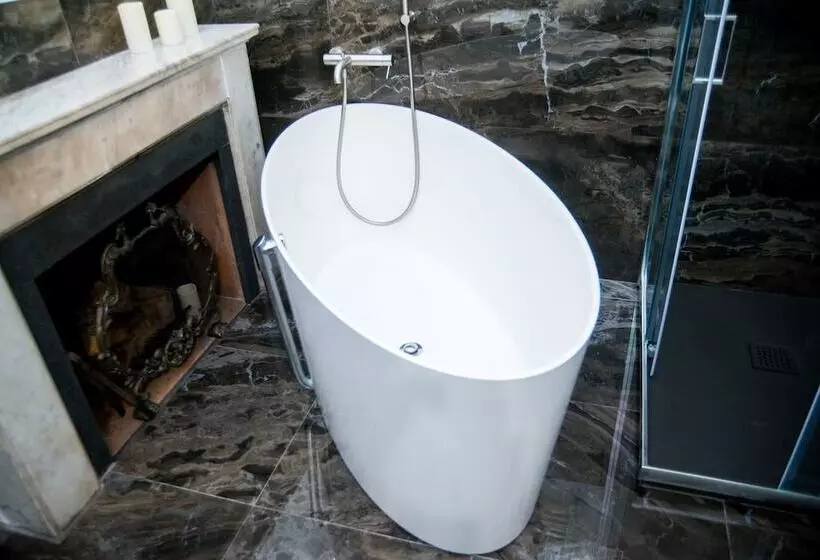 هتل Palazzo Del Duca Piazza Navona Guest House