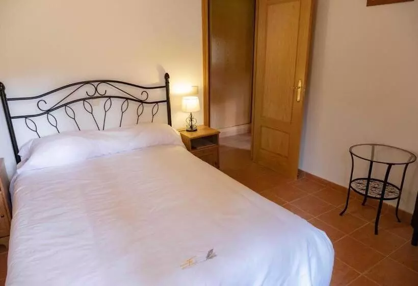 田舎風ホテル Eras Del Poeta