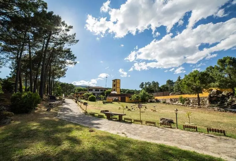 田舎風ホテル Eras Del Poeta