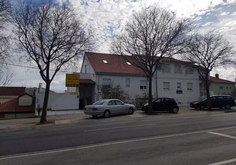 فندق Vila Angela