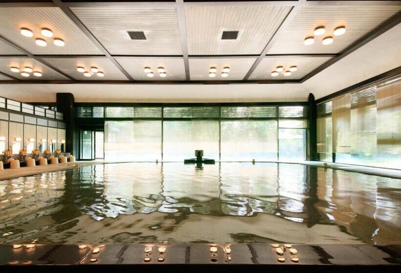 ホテル Yamashiro Onsen Miyabi No Yado Kaga Hyakumangoku