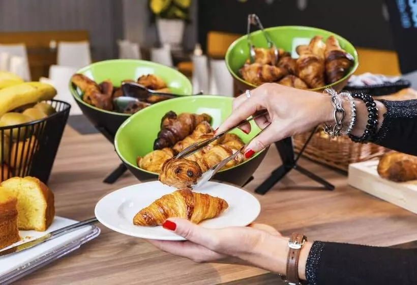 Ténéo Apparthotel Bordeaux Mérignac   Aéroport