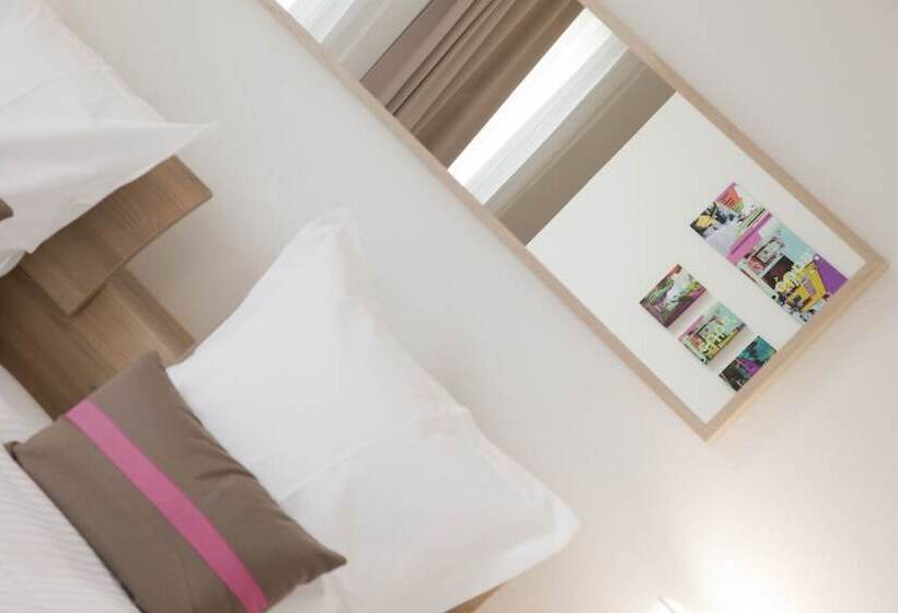 Ténéo Apparthotel Bordeaux Mérignac   Aéroport