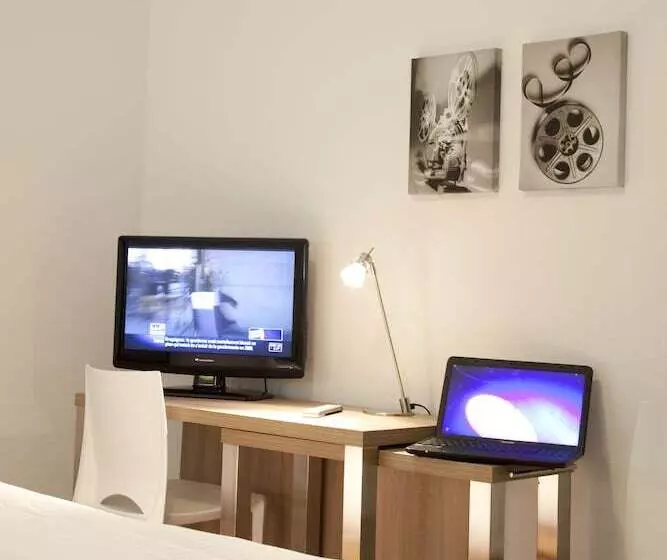 Ténéo Apparthotel Bordeaux Mérignac   Aéroport