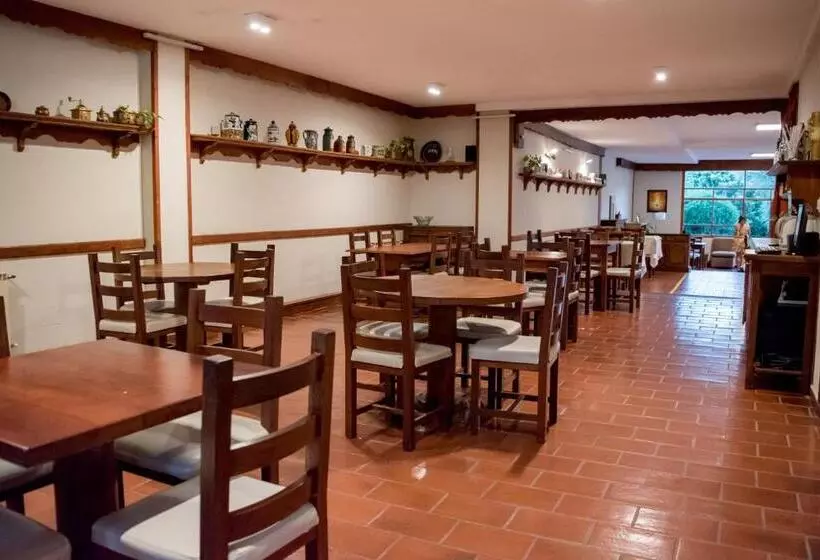 여관 L Hirondelle   Adults Only