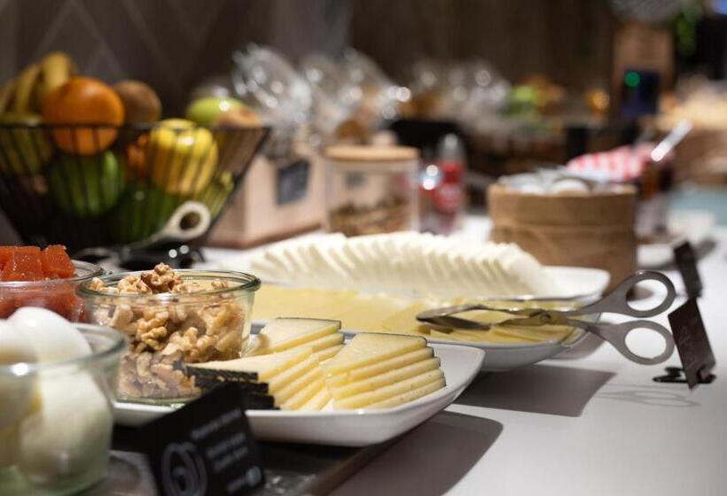 هتل Bed4u Pamplona