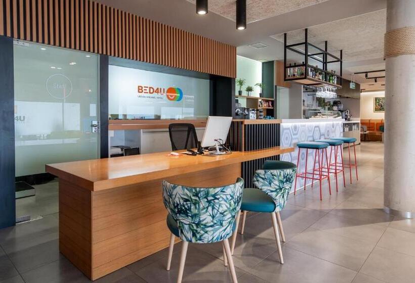 هتل Bed4u Pamplona