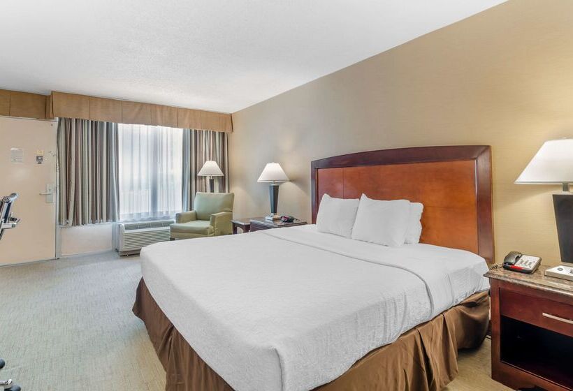 Отель Best Western Lexington Inn