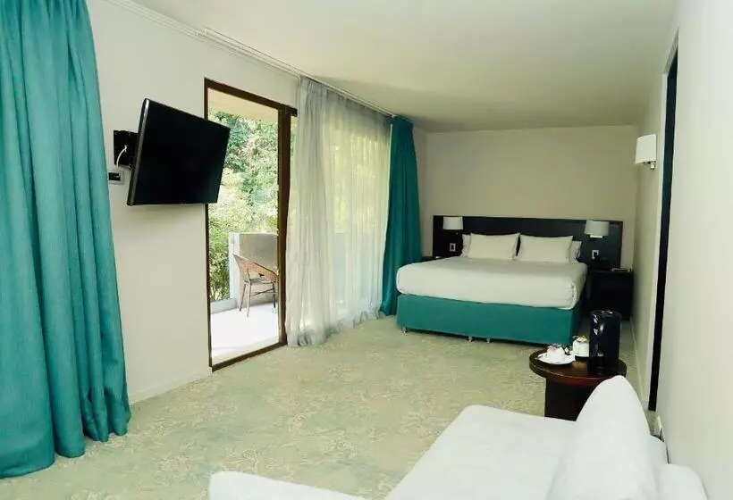 Otel Bosque De Reñaca