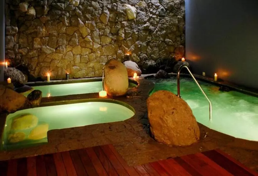 Otel Bosque De Reñaca