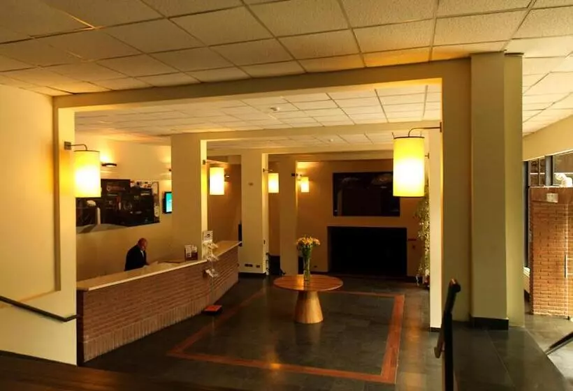 Otel Bosque De Reñaca