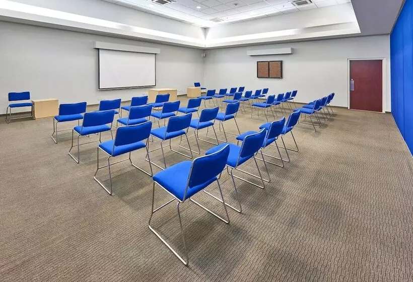 ホテル City Express By Marriott Zacatecas