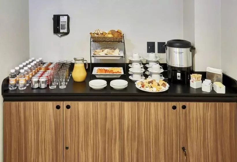 ホテル City Express By Marriott Zacatecas