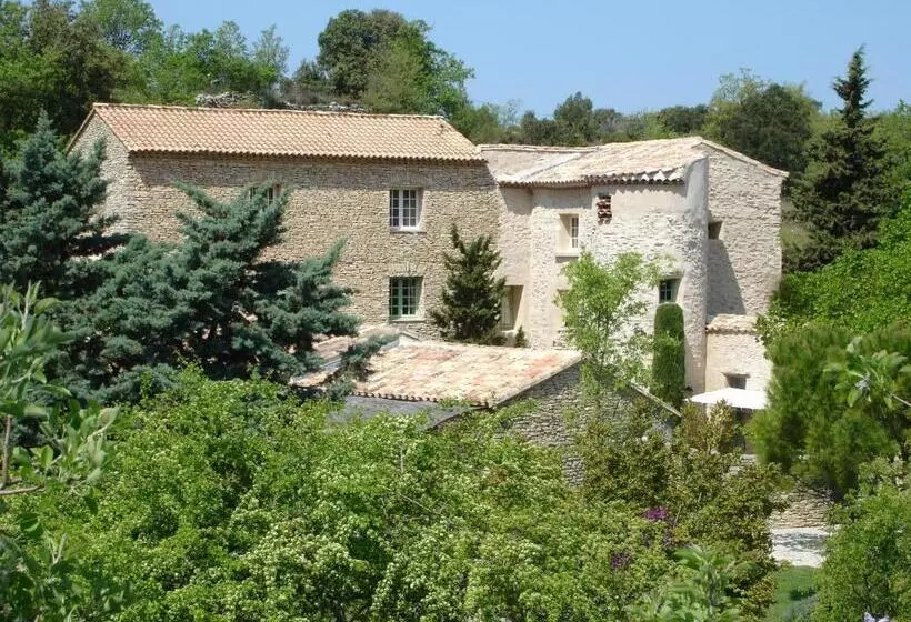 هتل Domaine De La Grange Neuve