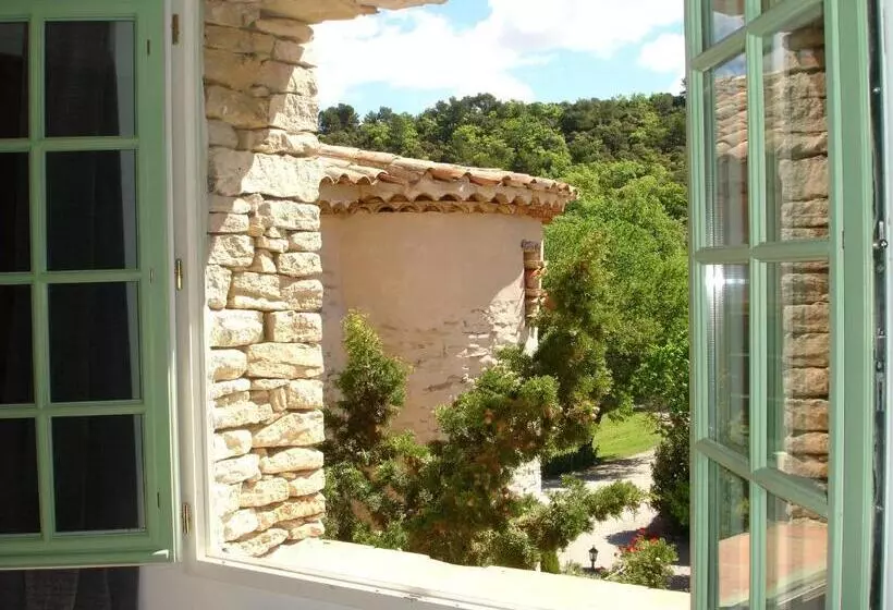 هتل Domaine De La Grange Neuve