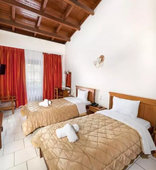 Отель Famissi Eden